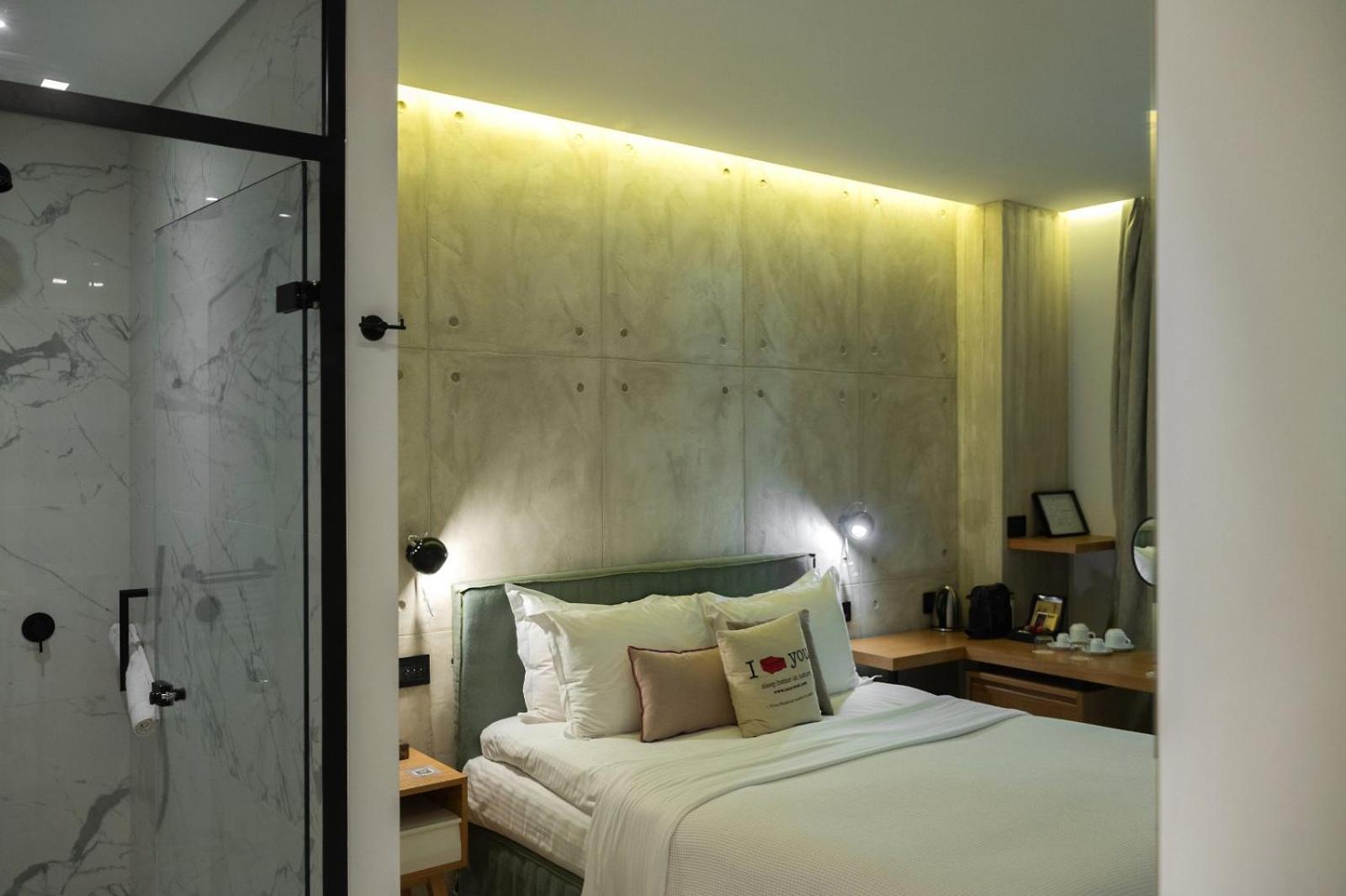 Coco-Mat Athens Jumelle Hotell Exteriör bild A room at the hotel